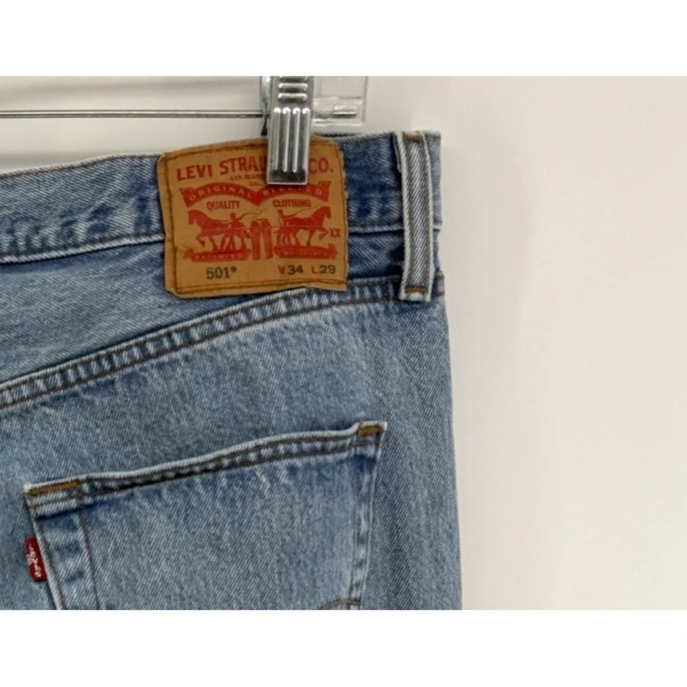 Levi's 501 Jeans Mens 34x29 Light Wash Straight Leg Button Fly Denim